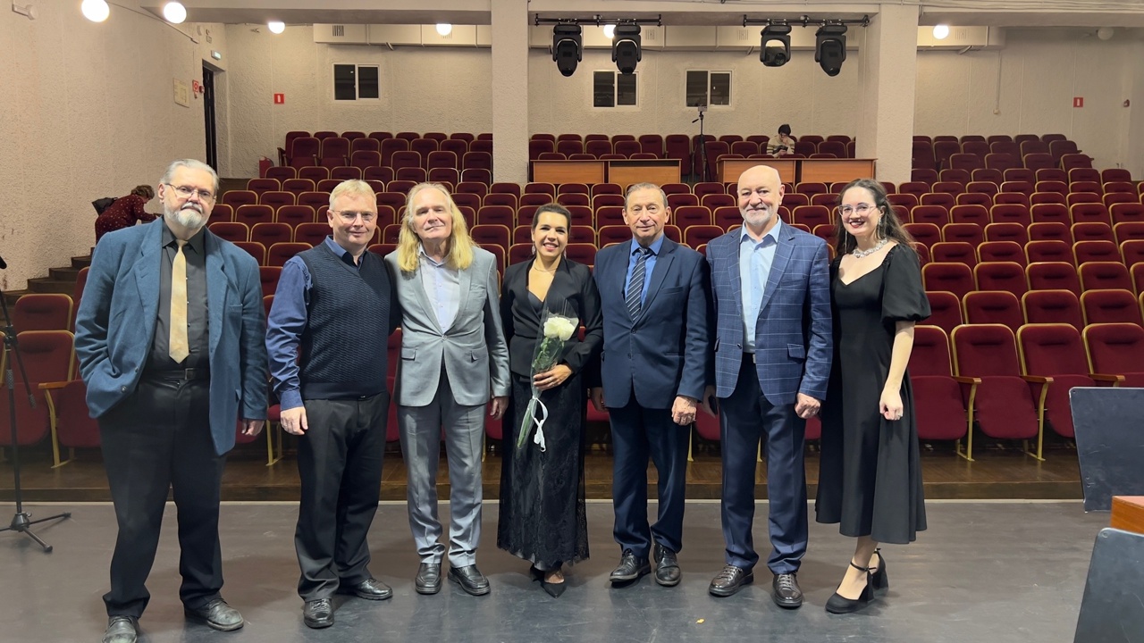 Состоялся праздничный концерт