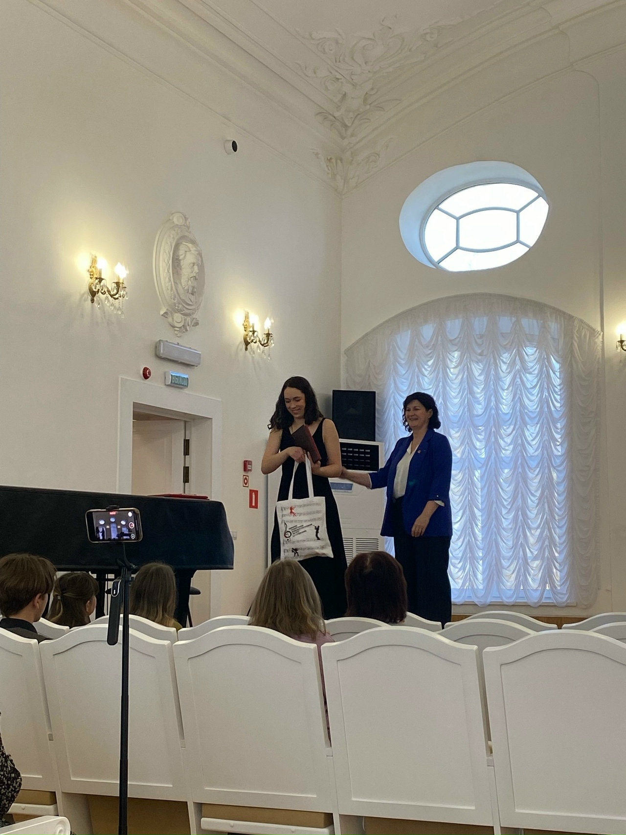 Поздравляем студентку 3 курса кафедры оркестровых инструментов Воложанину Марию