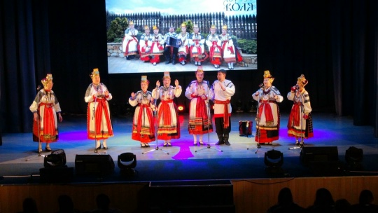 В Тамбове на фестивале славянских культур с огромным успехом выступили студенты ВГИИ, участники фольклорного ансамбля «Воля», показавшие программу «Счастье есть!».