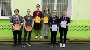 на кафедре оркестровых народных инструментов состоялось яркое и захватывающее соревнование по бадминтону