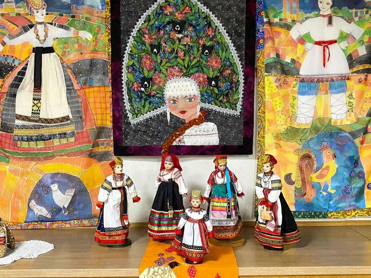 Студенты ВГИИ побывали на гала-концерте фестиваля «Возьмемся за руки, друзья!»