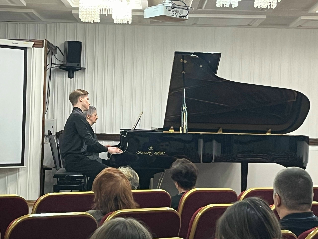 состоялся концерт класса профессора С. И. Семенковой.