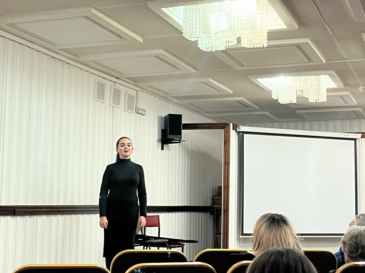 состоялся концерт класса профессора С. И. Семенковой.