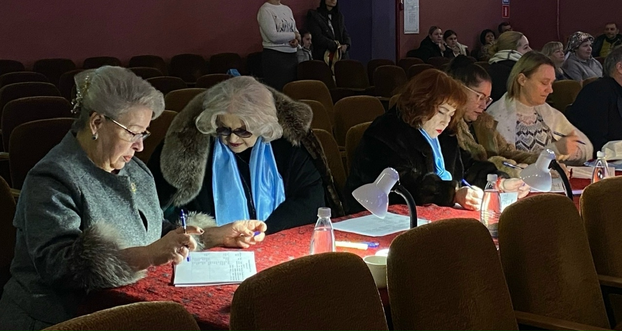 Завкафедрой вокального искусства З.Д. Митрофанова-Солодилова и профессор этномузыкологии А.А. Самотягина участвовали в жюри XVII Регионального конкурса «Зимушка»