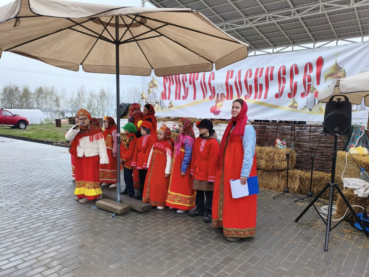 концерт-лекцию "Пасха на Руси!" на Благотворительной ярмарке