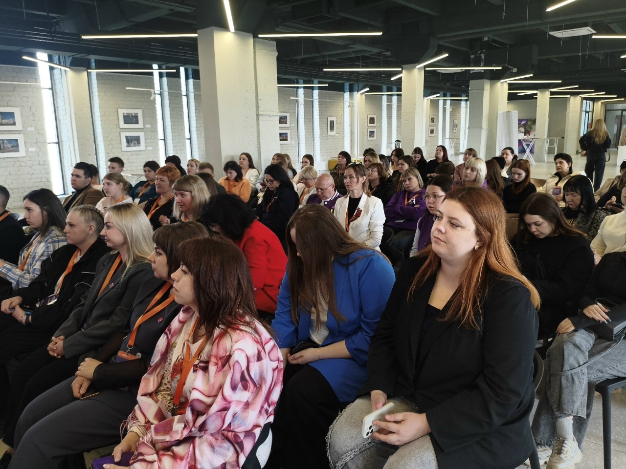 Сегодня, 29 апреля, в креативном кластере «Станция» проходит «Семинар-совещание для руководителей и активистов волонтерских организаций Воронежской области». Представитель от нашего вуза: руководитель волонтерского штаба #МыВместе_ВГИИ, декан музыкального факультета Филонович Светлана Александровна. В программе лекции от ведущих специалистов в сфере добровольчества, секция-практикум от Татьяны Шкурлетовой. Обсуждаются планы на ближайшие мероприятия и механизмы взаимодействия волонтерских центров.