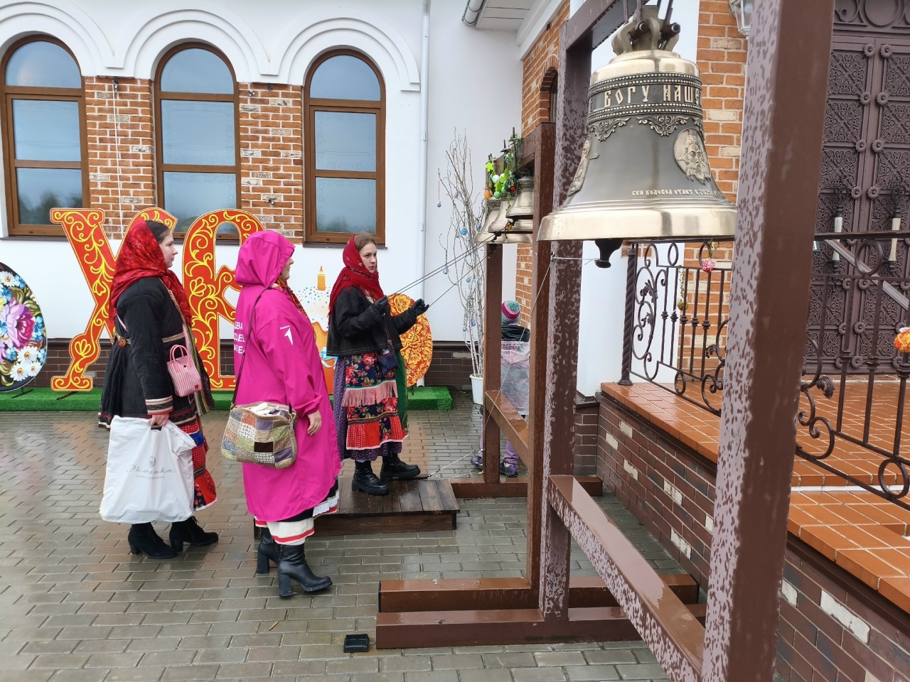 концерт-лекцию "Пасха на Руси!" на Благотворительной ярмарке