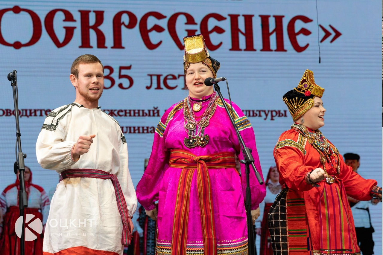 Фольклорный ансамбль «Воля» посетил Липецк, чтобы поздравить ансамбль «Воскресение» с 35-летием