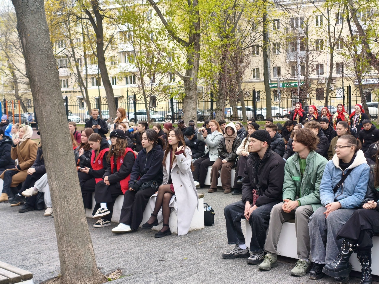 Студенты кафедры этномузыкологии под руководством декана музыкального факультета Филонович С.А. провели площадку "Русская" на молодежной игре «Все различны – все равны»