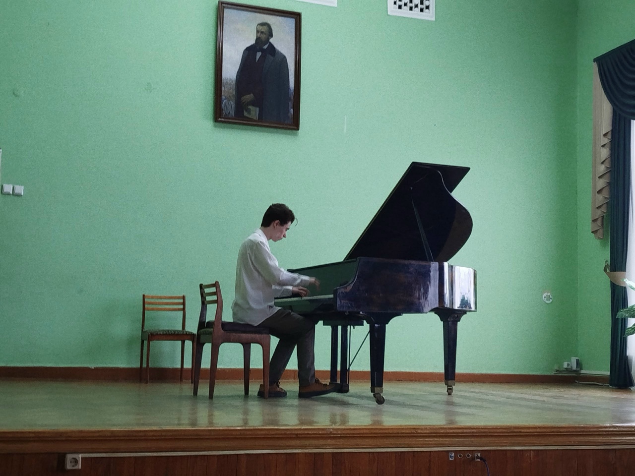 прошёл концерт кафедры педагогики, методики и ОКФ и кафедры специального фортепиано.