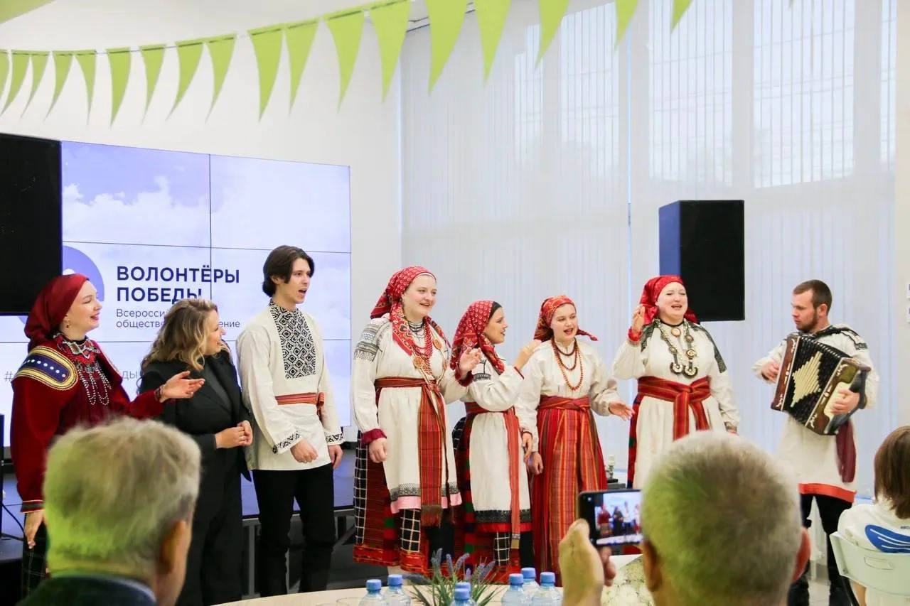 исполнилось 11 лет